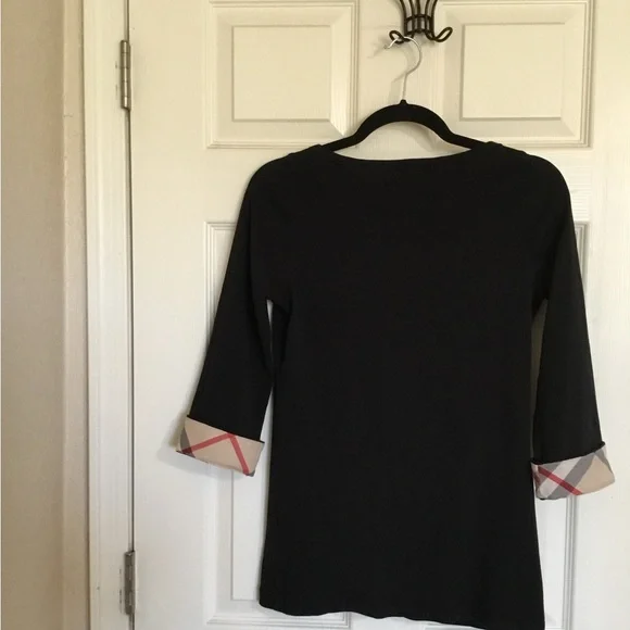Burberry Brit black cotton t-shirt featuring 3/4 sleeves size large - Picture 2 of 11